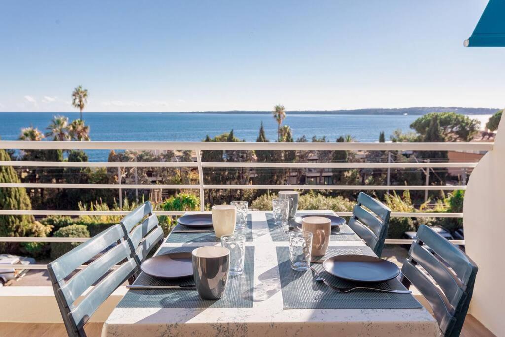 Apartment With Panoramic Sea View, Walk To The Beach - Marechal Juin By Halldis Cannes Buitenkant foto